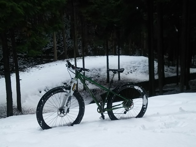セミファットバイクで SNOW RIDE | 一条アルチメイト大阪